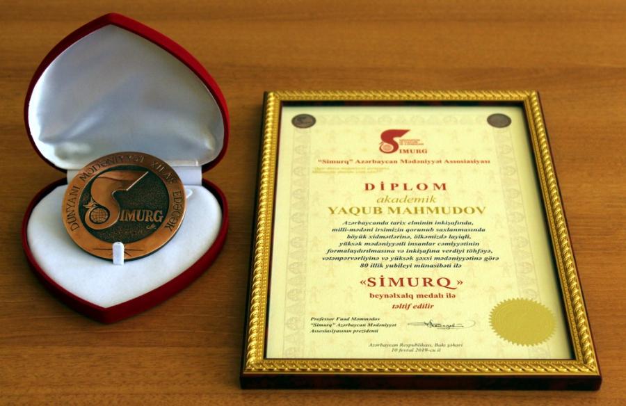Yaqub Mahmudov "Simurq" beynəlxalq medalı ilə təltif edilib<b style="color:red"></b>