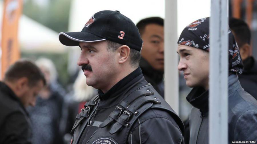 Aleksandr Lukaşenkonun oğlu Belarus MOK-da yüksək vəzifəyə təyin olunub<b style="color:red"></b>
