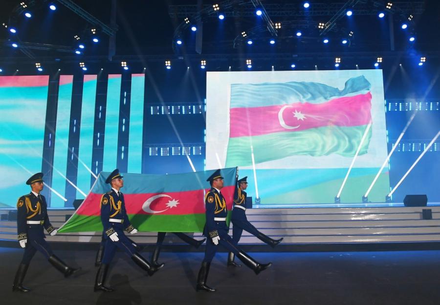 Prezident Gənclər Yay Festivalının açılışında -  <b style="color:red"> Yenilənib</b>