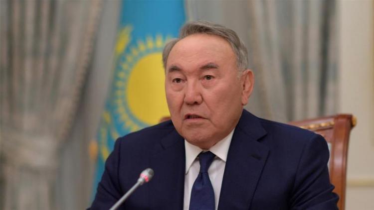 Nazarbayev: “Qazaxıstana Amerika demokratiyasının “papağını taxmaq” alınmayacaq”<b style="color:red"></b>