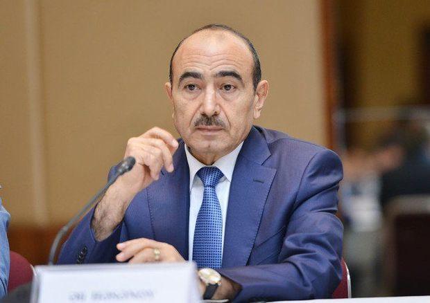 Əli Həsənov: "Dialoqun əksi qarşıdurma və qeyri-qanuni mübarizədir"