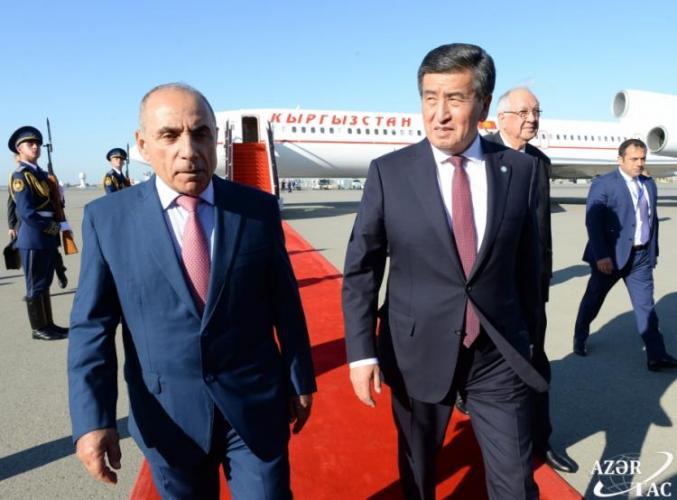 Qırğızıstan prezidenti Azərbaycana gəlib<b style="color:red"></b>