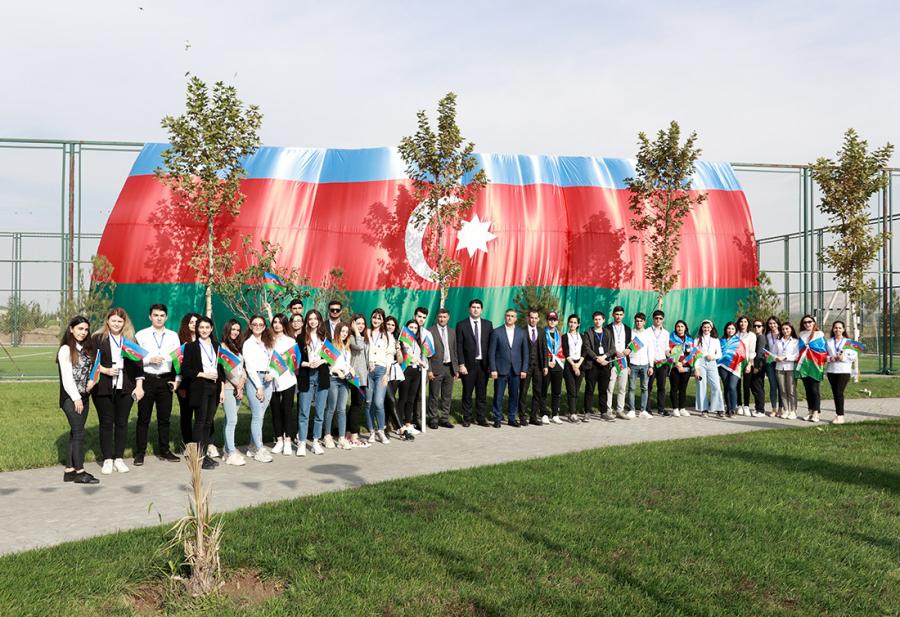 “Azərbaycan Diaspor Könüllüləri” proqramının iştirakçıları Cocuq Mərcanlıda<b style="color:red"></b>