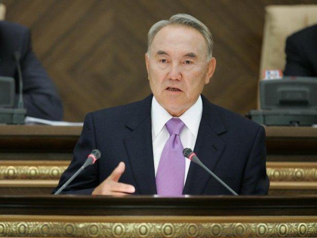 Nazarbayev dünya türklərini birləşməyə çağırıb<b style="color:red"></b>