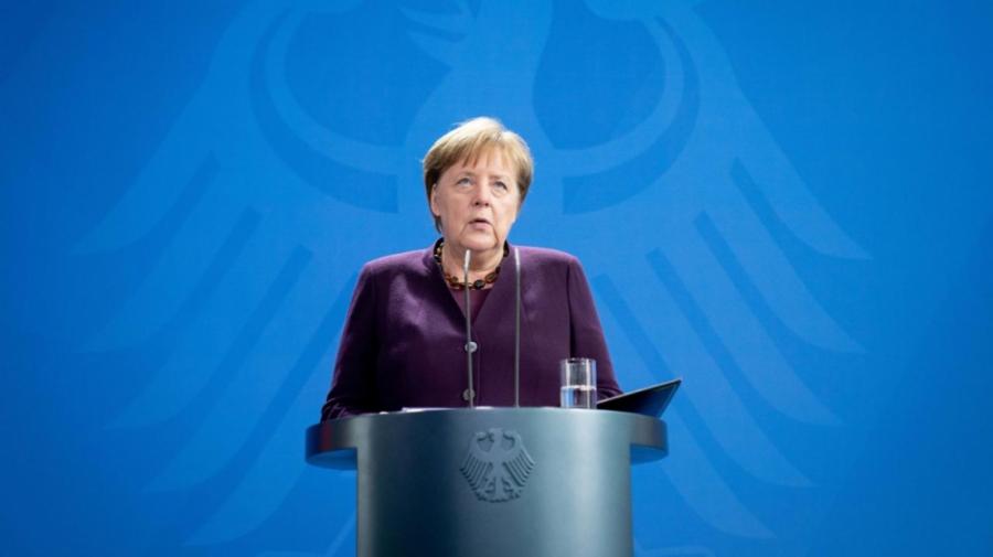Angela Merkel: irqçilik cəmiyyət üçün olduqca zərərlidir<b style="color:red"></b>