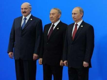 Putin Avropaya qarşı cavab sanksiyalarını Nazarbayev və Lukaşenko ilə müzakirə edib<b style="color:red"></b>