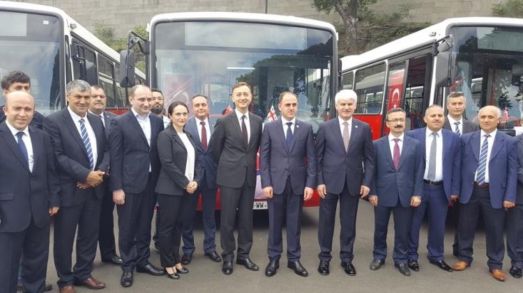 Türkiyə Gürcüstana yeni avtobuslar hədiyyə edib<b style="color:red"></b>