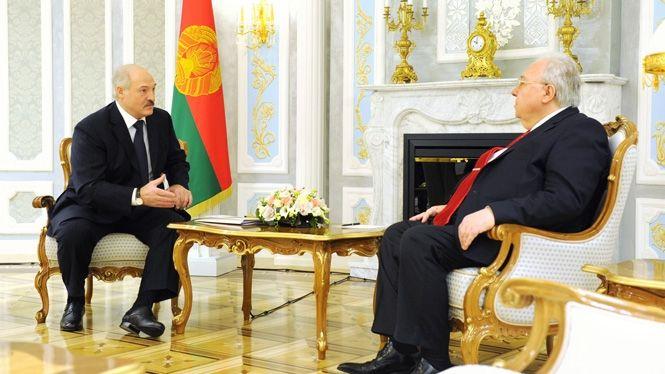 Lukaşenko: “Ermənistanın Lapşin məsələsi ilə nə əlaqəsi var?"<b style="color:red"></b>