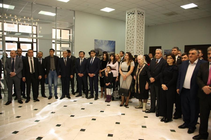 Astanada Xocalı faciəsinin 26-cı ildönümünə həsr edilmiş fotosərgi 