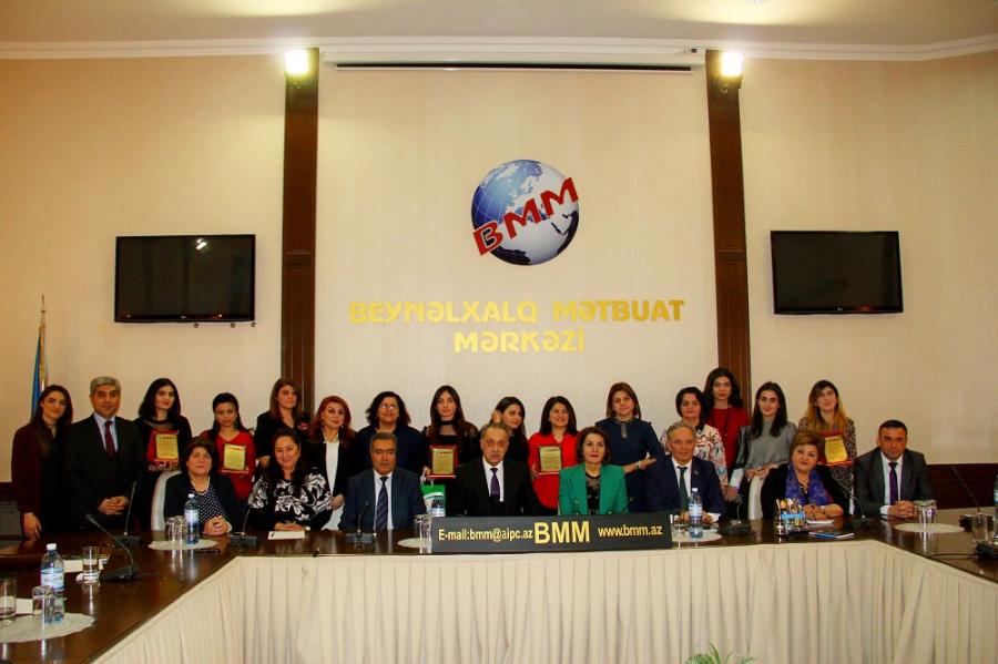 Qadın jurnalistlər arasında keçirilən müsabiqənin qalibləri mükafatlandırıldı