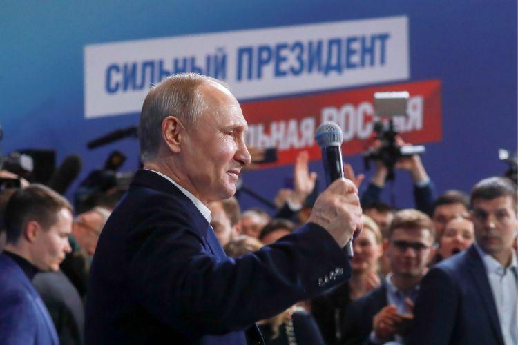 Putin: "Rusiyanın kimyəvi silahı yoxdur"