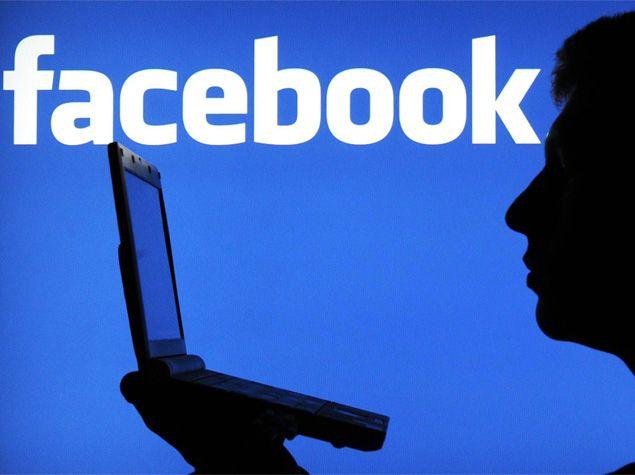 “Facebook” I rübdə reklamdan 12 milyard dollar gəlir əldə edib
