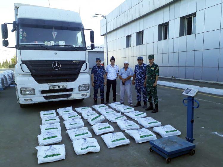 Ukraynaya 260 kq heroinin aparılmasının qarşısı alındı