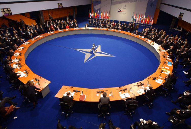 NATO Rusiyanı öz hərbi qüvvələrini Gürcüstandan çıxarmağa çağırdı