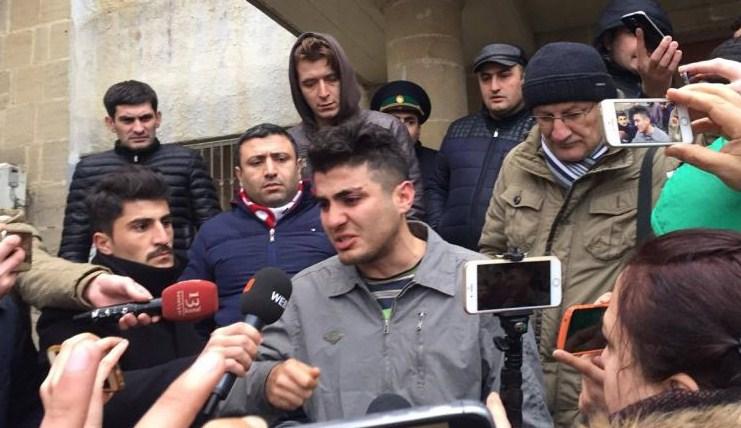 Mehman Hüseynov anasının dəfnində iştirak etmək üçün azadlığa buraxıldı 
