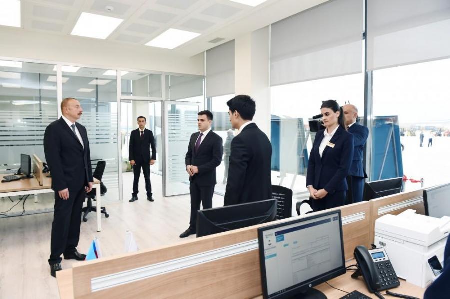 Prezident Abşeron Logistika Mərkəzinin açılışında 