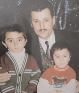 Ələkbər Əminin işıqlı uşaq təbəssümü