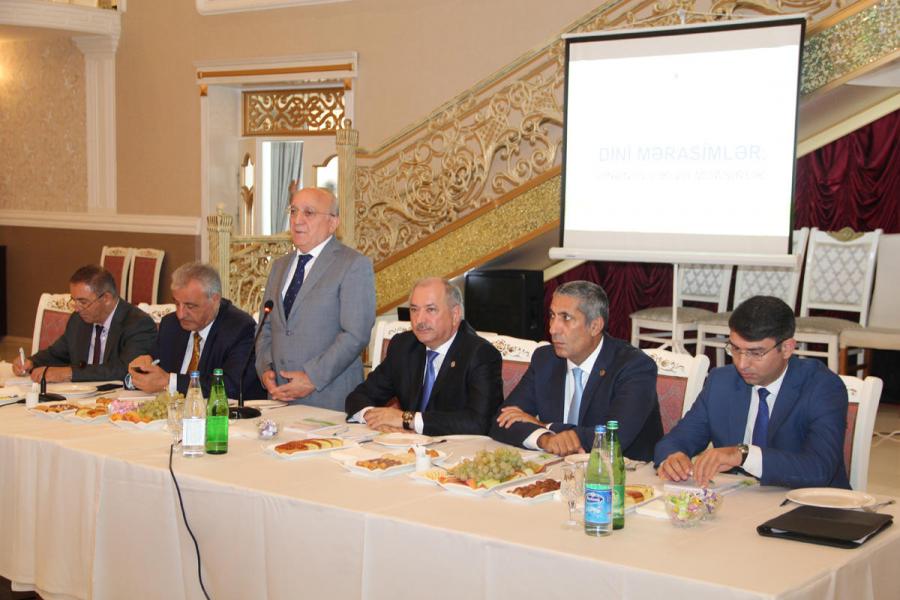 "Aşura mərasimləri yalnız QMİ-nin fitvası əsasında keçirilməlidir"