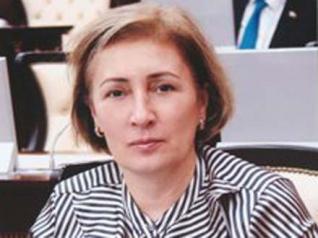 Deputat: "Qadın mollaların 80-90 faizi məclislərdə cahillik aşılayırlar"