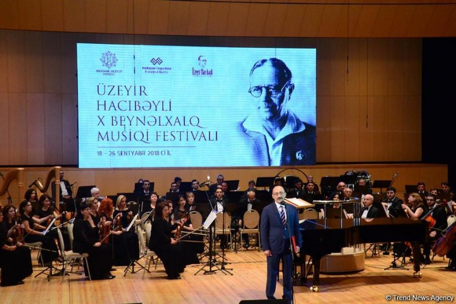 Üzeyir Hacıbəyli X Beynəlxalq Musiqi Festivalının açılışı oldu