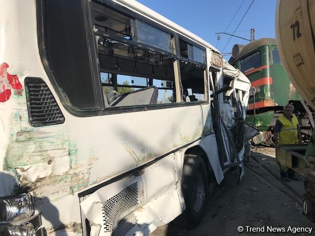 Qatarla toqquşan avtobusun sürücüsü və dispetçer həbs edildi