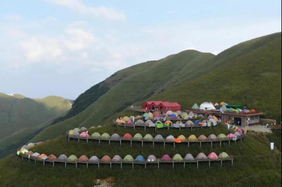 Çində qurulan çadırların sayı üzrə Ginnes rekordu yeniləndi 