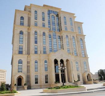 Araz Əlizadə və Qüdrət Həsənquliyevin namizədliyi təsdiqləndi