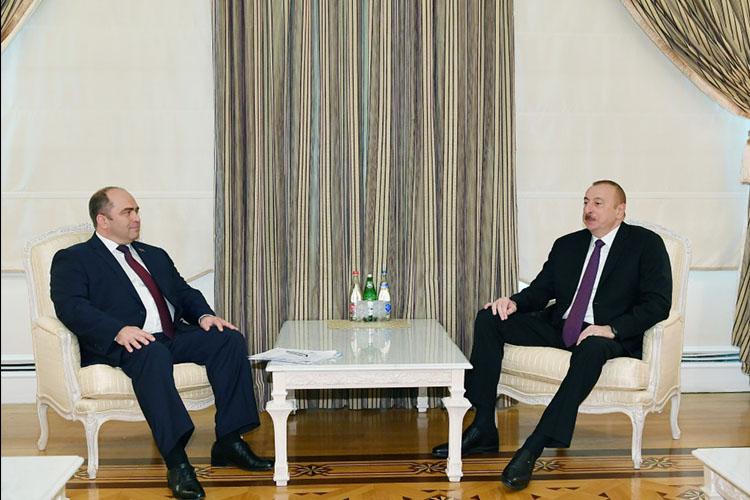 Prezident Belarusun baş nazirinin müavinini qəbul etdi