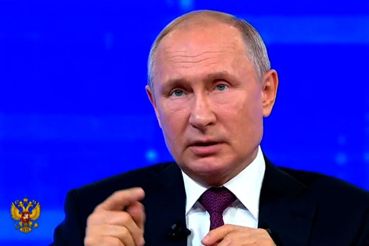 Putin Trampın Rusiya ilə əlaqələri inkişaf etdirmək imkanlarını qiymətləndirib