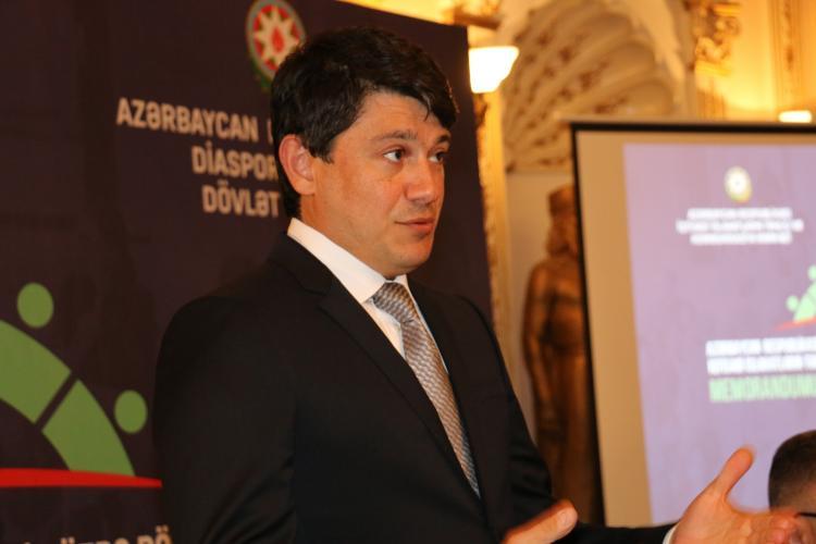 Komitə sədri: "Xaricdə yaşayan azərbaycanlılar ölkə iqtisadiyyatına öz töhfələrini verməlidirlər"