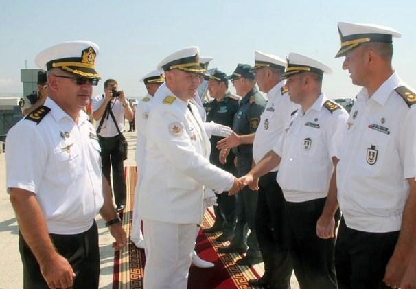 Qazaxıstanın hərbi gəmisi Bakıda