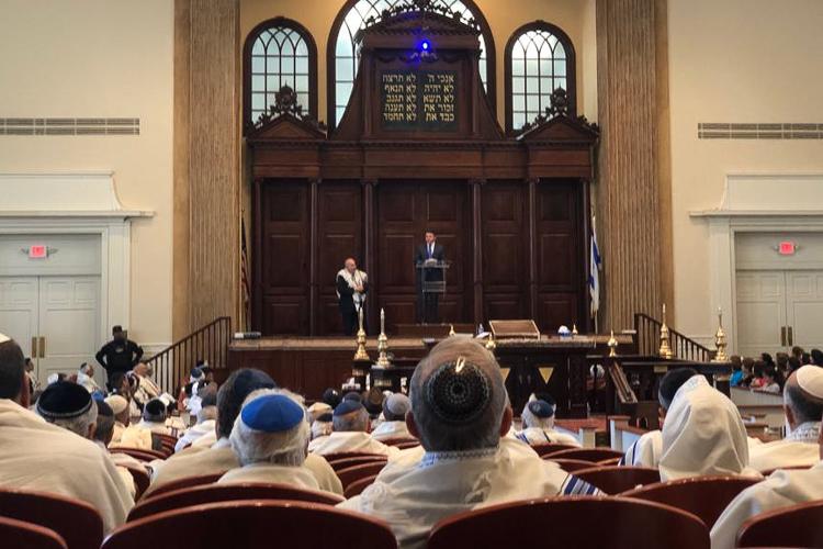 Los Anceles sinaqoqunda Azərbaycanın tolerantlığına dair təqdimat 