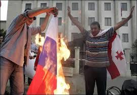 Gürcüstanda Rusiyanın bayrağı yandırılıb