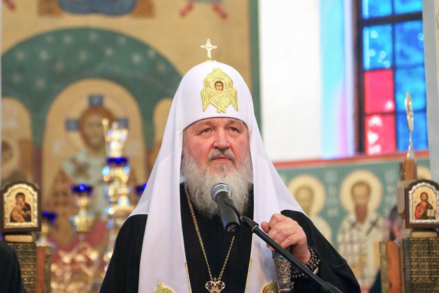 Patriarx Kirill: “Ənənəvi dinlərə qarşı əsl müharibə gedir”