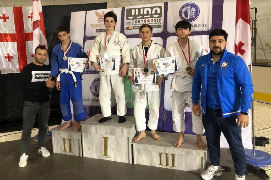 “Judo Club 2012”nin yeniyetmə cüdoçuları beynəlxalq turnirdə 11 medal qazanıblar 