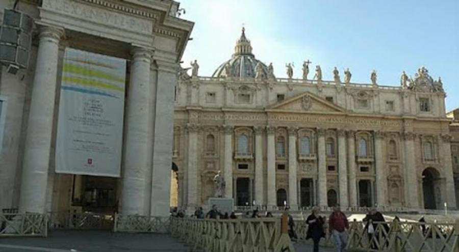 Vatikanda unikal sərgi açılıb