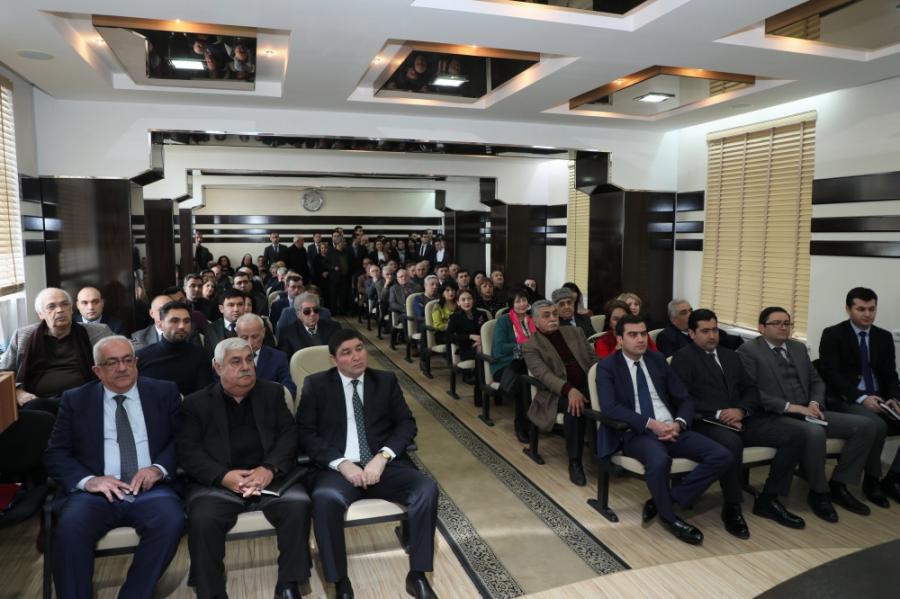“Azərbaycan Televiziya və Radio Verilişləri” QSC-də kollektiv toplantı keçirilib