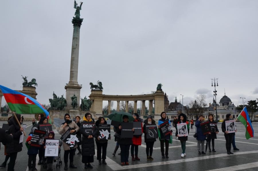 Budapeştdə “Xocalı qadınları ədalət istəyir” adlı yürüş təşkil olunub