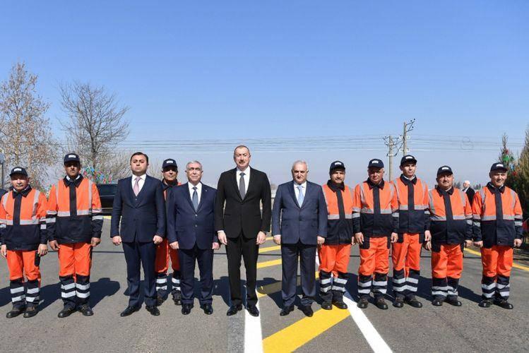 Prezident Tovuzda avtomobil yolunun yenidənqurmadan sonra açılışında -  Yenilənib
