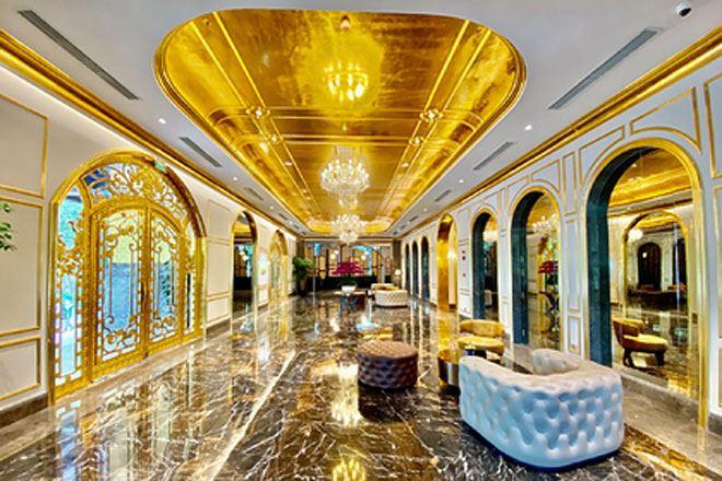 Vyetnamda bütünlüklə qızıldan hazırlanan hotel açıldı 