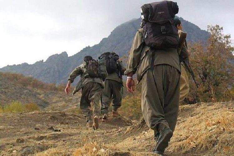 Ermənistan PKK terrorçularına Azərbaycanın hərbi formasını geyindirir