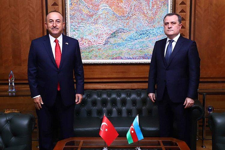 Azərbaycan və Türkiyə XİN başçıları arasında telefon danışığı oldu - Yenilənib