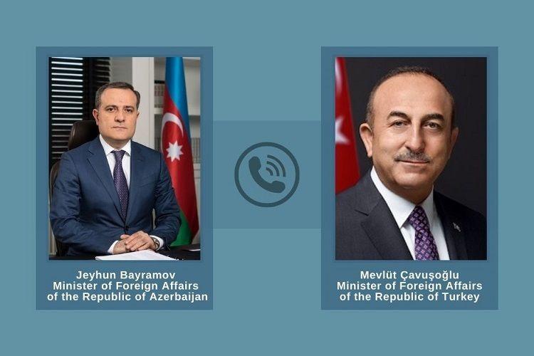Azərbaycan və Türkiyə XİN başçıları arasında telefon danışığı oldu