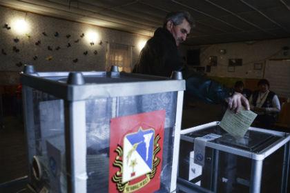 Qazaxıstan Krımdakı referendumu dəstəklədi