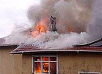 Bakıda 2 otaqlı ev yandı