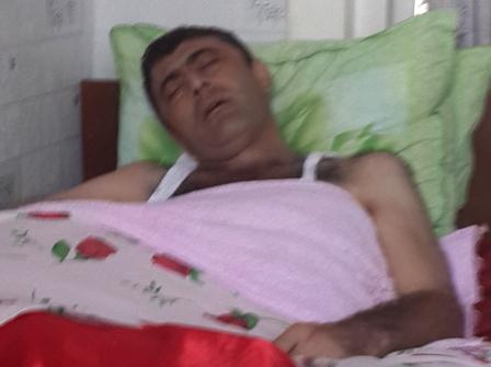 Jurnalistlərdən kömək istəyən zabit vəfat etdi