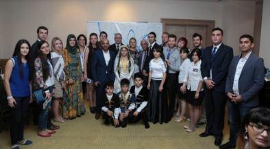 Beynəlxalq Gənclər Forumunun iştirakçıları "Qarabağ bülbülləri" ilə görüşdü