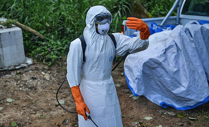 "Ebola" virusu ilə mübarizəyə qarşı xüsusi geyimlər və avadanlıqlar alınıb