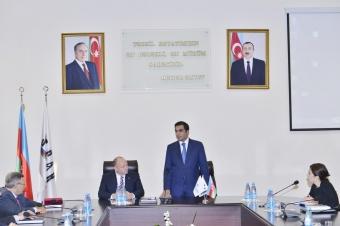 “Emerson" şirkətinin vitse-prezidenti Bakı Ali Neft Məktəbində olub