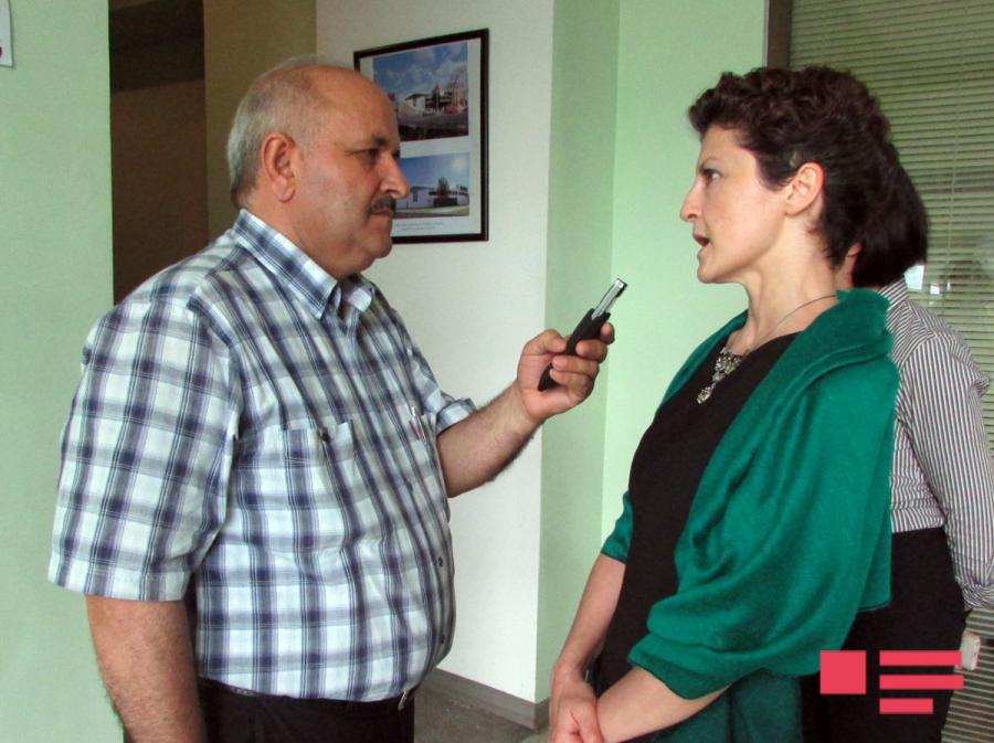 “Yeni nəsil azərbaycanlılar dövlət dilini öyrənməlidir”